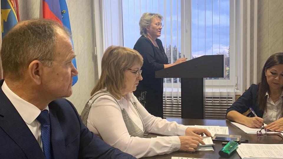 Главой Карачевской районной администрации выбрали Людмилу Лужецкую