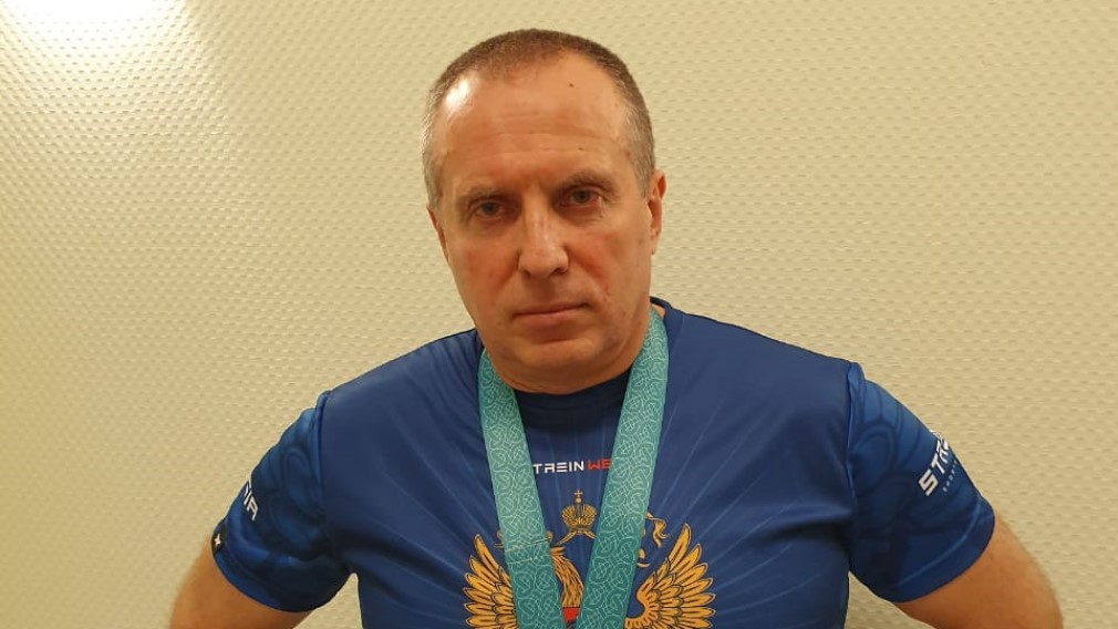 Брянский спортсмен  установил мировой рекорд по пауэрлифтингу