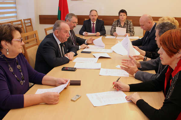 В Брянске назвали победителей конкурса лучших педагогов