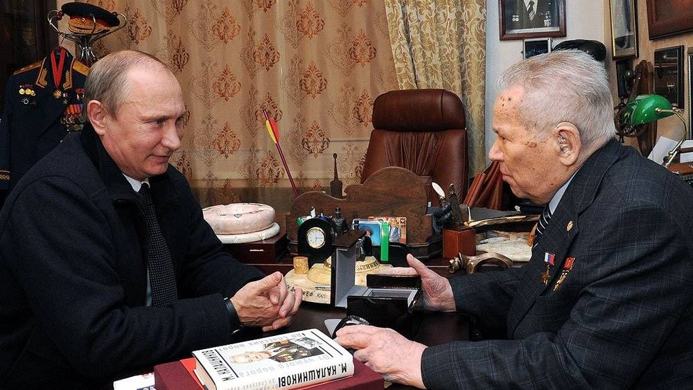 100 лет со дня рождения оружейника М.Калашникова