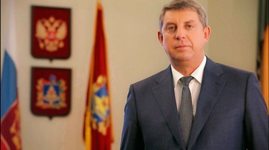 Губернатор Брянской области Александр Богомаз поздравил с Днем матери женщин региона