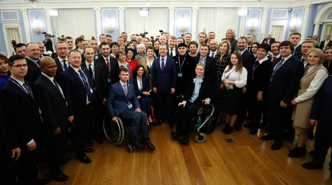 Глава города Брянска Марина Дбар приняла участие во встрече с председателем партии «Единая Россия» Дмитрием Медведевым