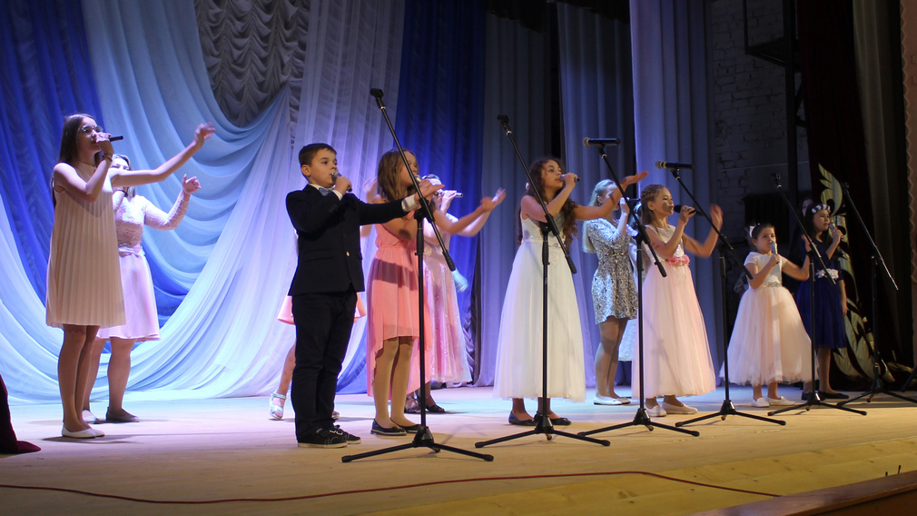 В Погарском районе  Брянской  области открыли  два обновленных по нацпроекту  Дома культуры