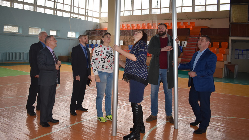 У  волейболистов Дятьково  появилось новое оборудование