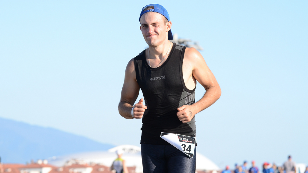 Брянский спортсмен стал «Железным человеком» в соревнованиях по триатлону «Ironman»