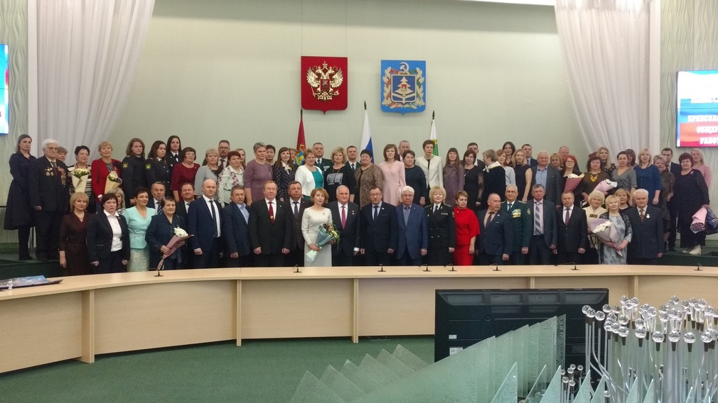 В Брянске отметили 75-летний юбилей Профсоюза работников госучреждений