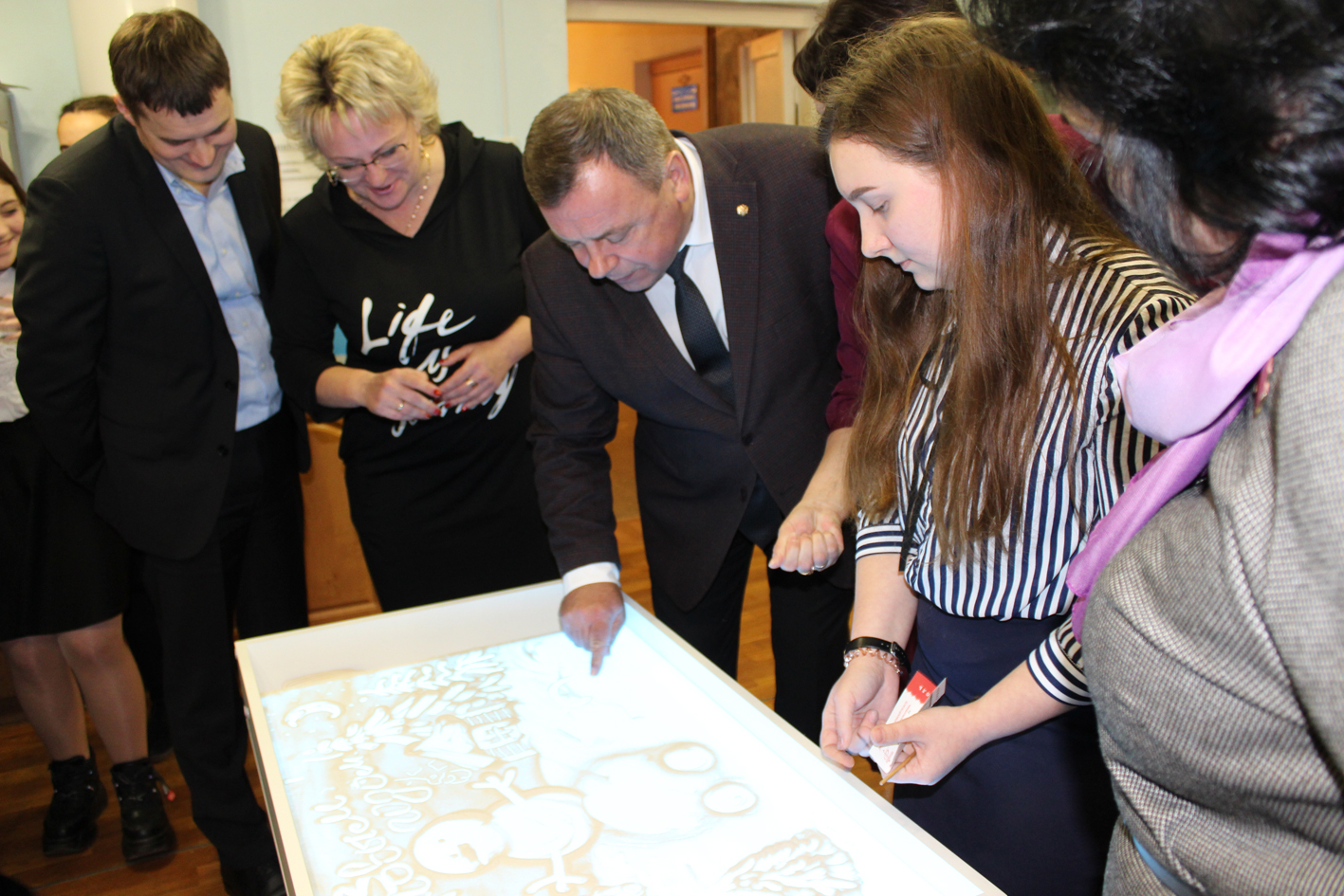 В Карачевской детской школе искусств им.В.Ф.Кольцова состоялась торжественная презентация музыкальных инструментов, оборудования и учебных материалов, приобретенных в рамках реализации национального проекта «Культура»