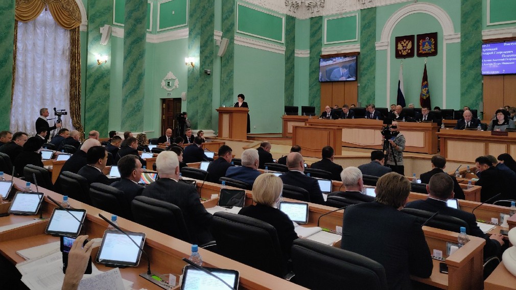 Брянские больницы дополнительно оснастят на сумму 400 млн рублей