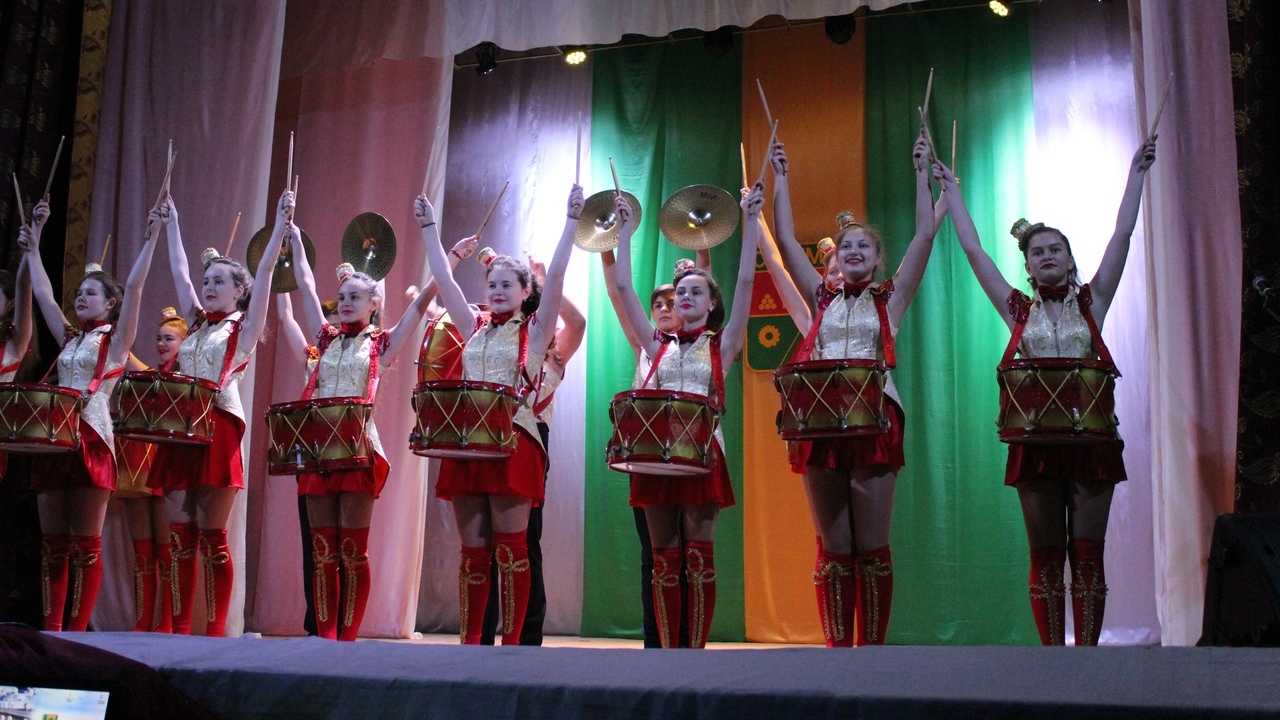 Суземский район празднует 90 — летний юбилей