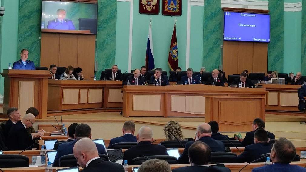 В Брянской области ввели запрет на  продажу «снюсов» детям