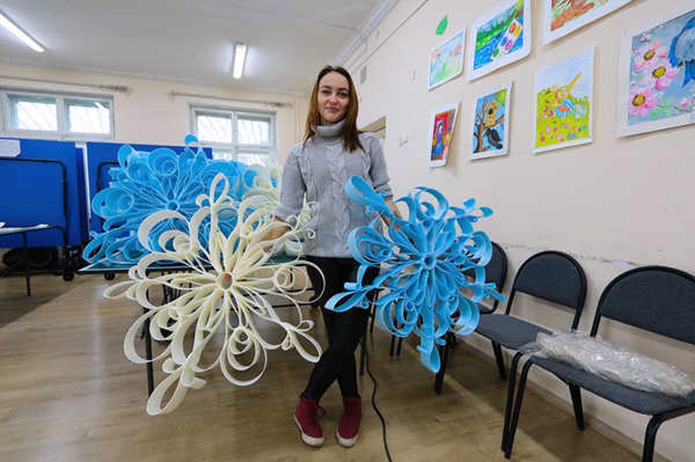 В Брянске в сквере Тютчева появится 50 снежинок в технике «квиллинг»