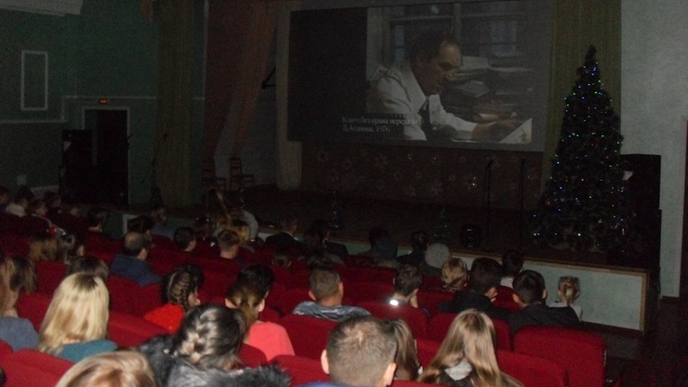 В брянском Севске заработал обновленный кинозал