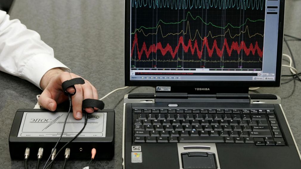 Брянскте адвокаты прошли обследование на полиграфе