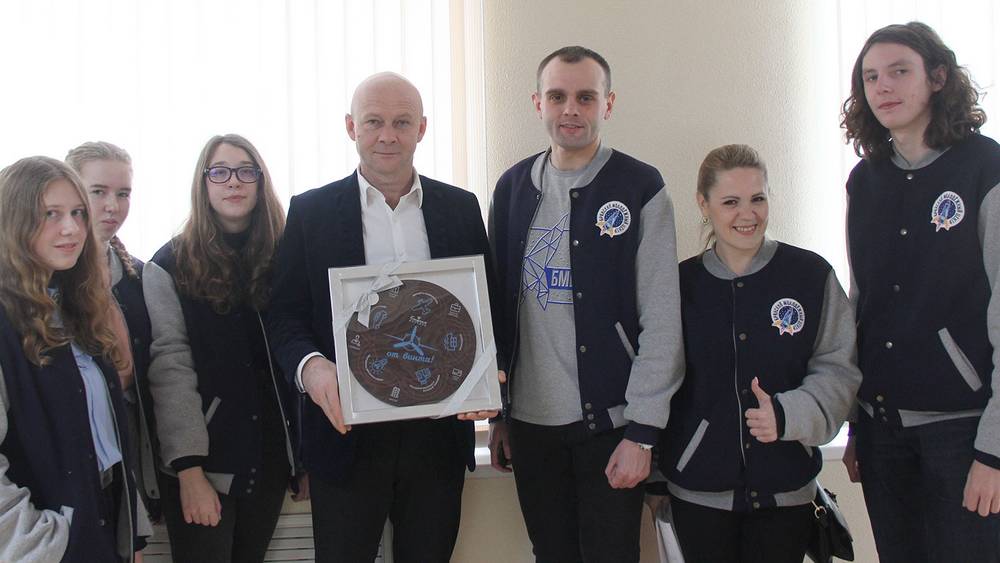 В Брянске открылся международный  фестиваль научно-технического творчества «От винта!»