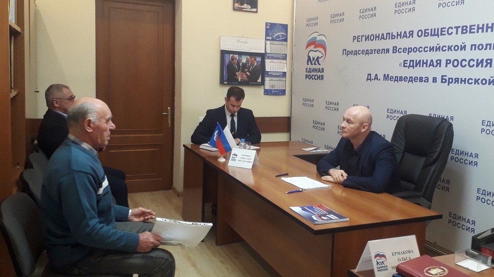 В рамках Недели приемов в честь дня рождения партии «Единая России» проходят встречи с жителями