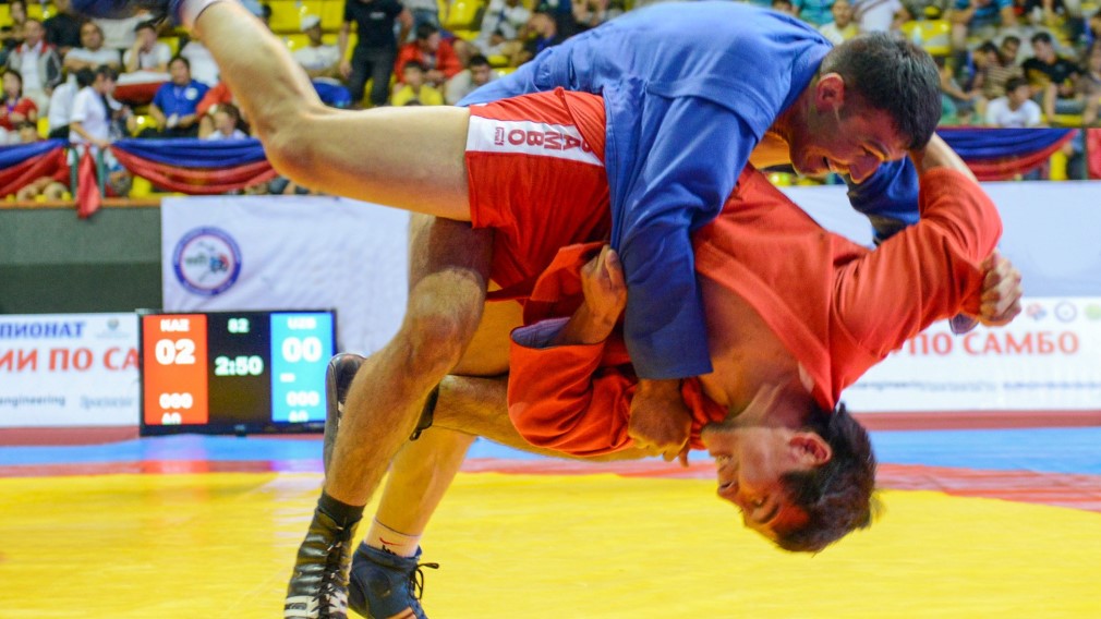 Самбист из Сельцо Брянской области  привез серебро с Первенства ЦФО