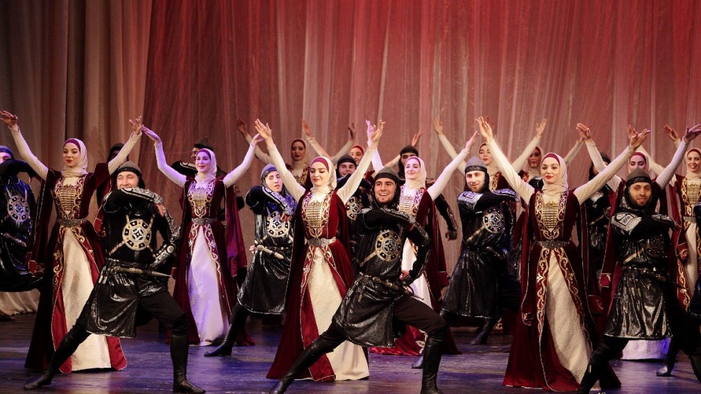 Чеченский  государственный ансамбль танца «Вайнах» — на  брянской сцене