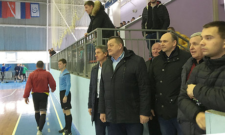 Вице-губернатор  Александр Резунов  посетил спортивные объекты в Клинцах Брянской области