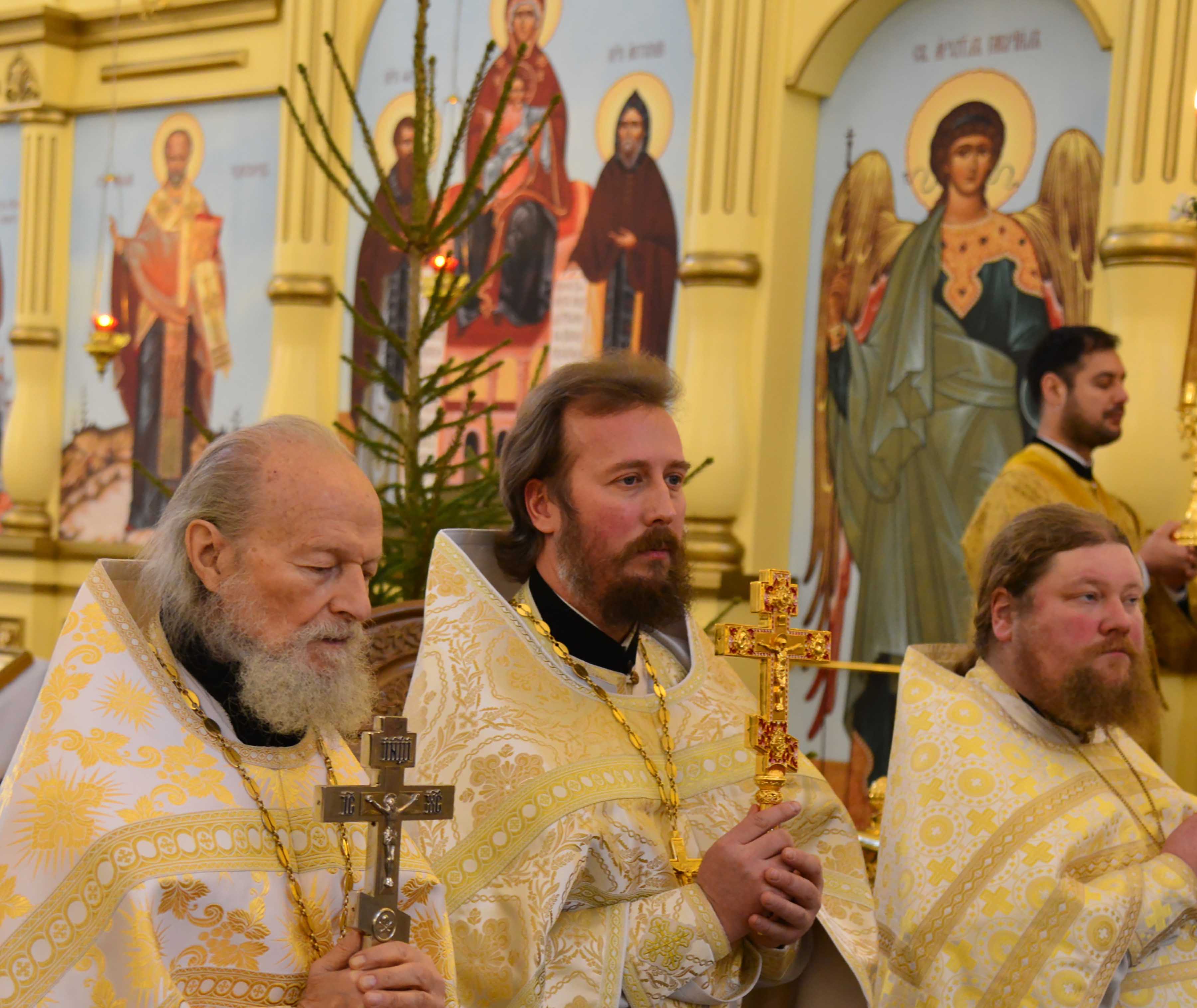 Благочинный Карачевского церковного округа сослужил Митрополиту Александру в Брянском Кафедральном соборе