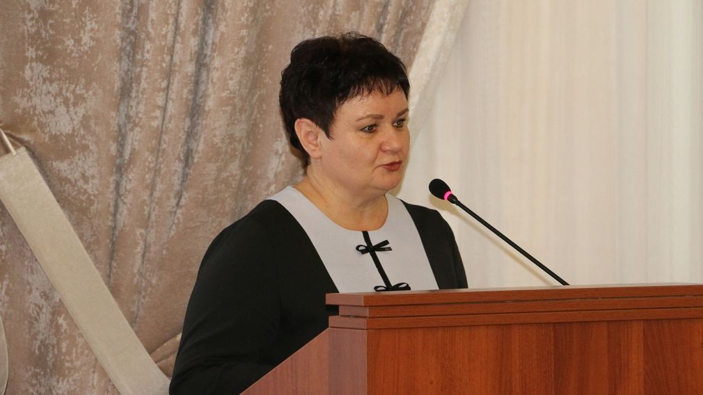 Александр Богомаз принял решение увеличить зарплату брянским работникам театров на 30%