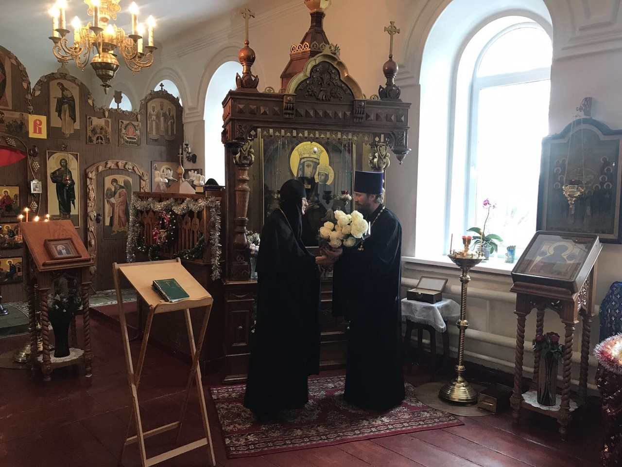 Благочинный Карачевского церковного округа поздравил игумению Николо-Одрина монастыря с днем тезоименитства