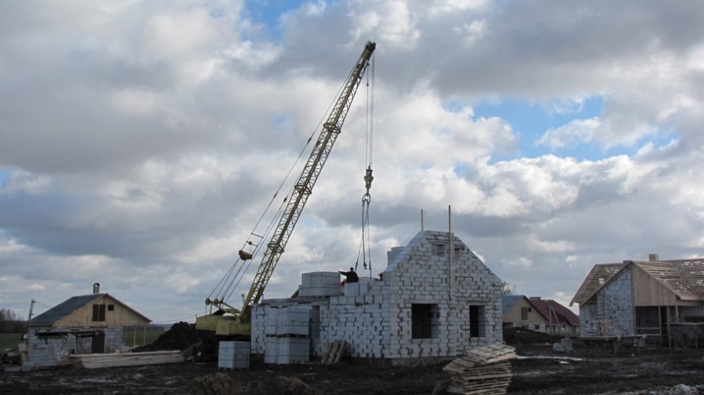 65 сельских семей Брянщины получили в 2019 году субсидии на покупку жилья