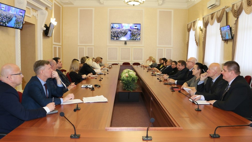 Депутаты Брянской облдумы подведут итоги прошлогоднего послания президента