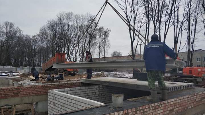 В Стародубе строят новую поликлинику