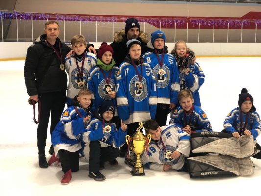 Победителями  Международного турнира «Новогодний кубок» стали   хоккеисты из Трубчевска Брянской области