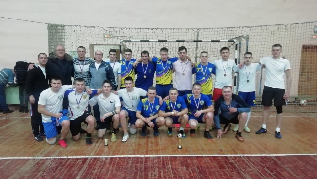 Новогодний турнир по футболу провели в брасовском поселке Локоть Брянской области