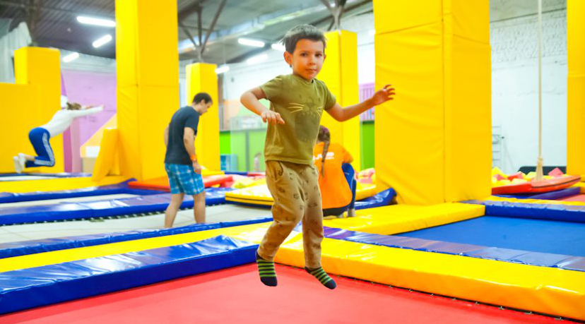 Юные жители Брянской области смогут поучаствовать в фестивале по прыжкам на батуте