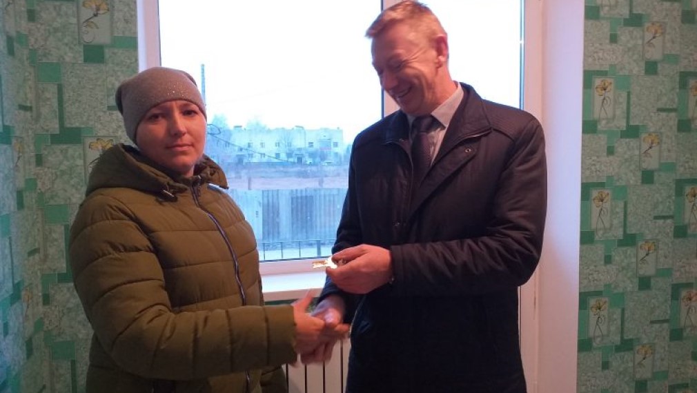 К Новому году дети – сироты Севска Брянской области  получили  ключи от квартир