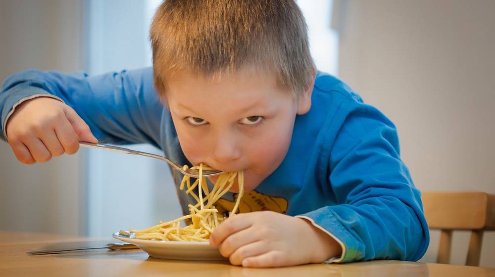 Госдума приняла закон о «здоровом питании» школьников