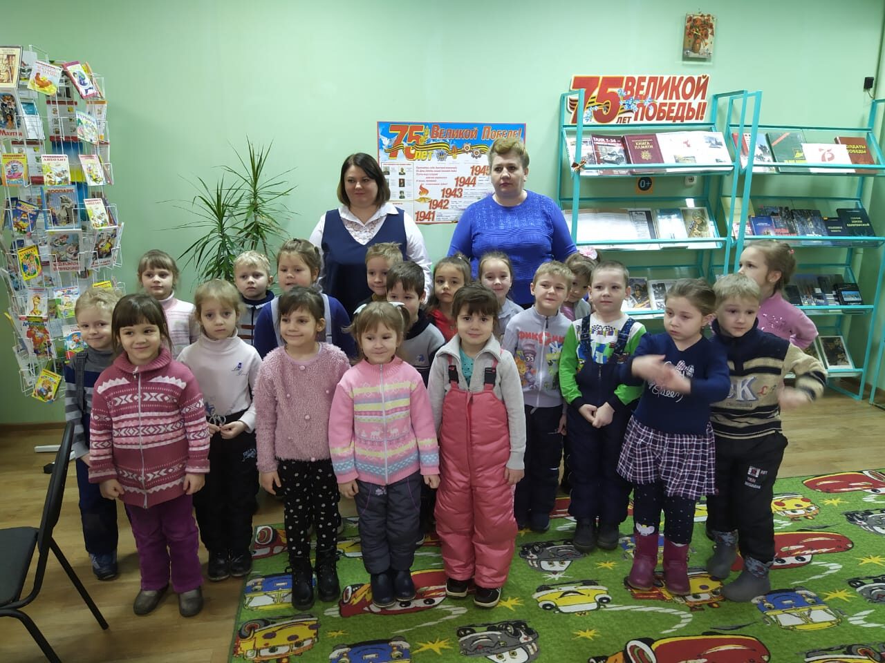 В Карачевской библиотеке для дошколят провели акцию «Читаем детям о войне»