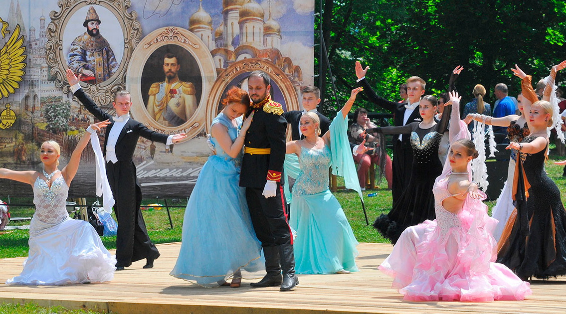 Праздник «Под сенью Брасовских аллей» включен в топ-200 событийных проектов России