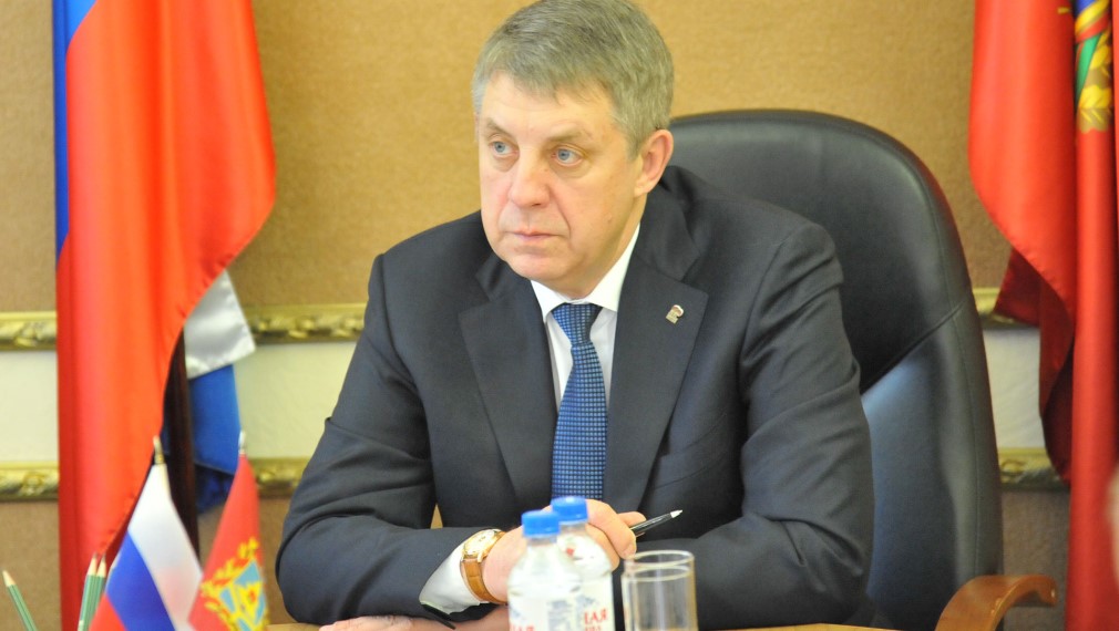 Александр Богомаз поручил региональному штабу провести ревизию строительных объектов области