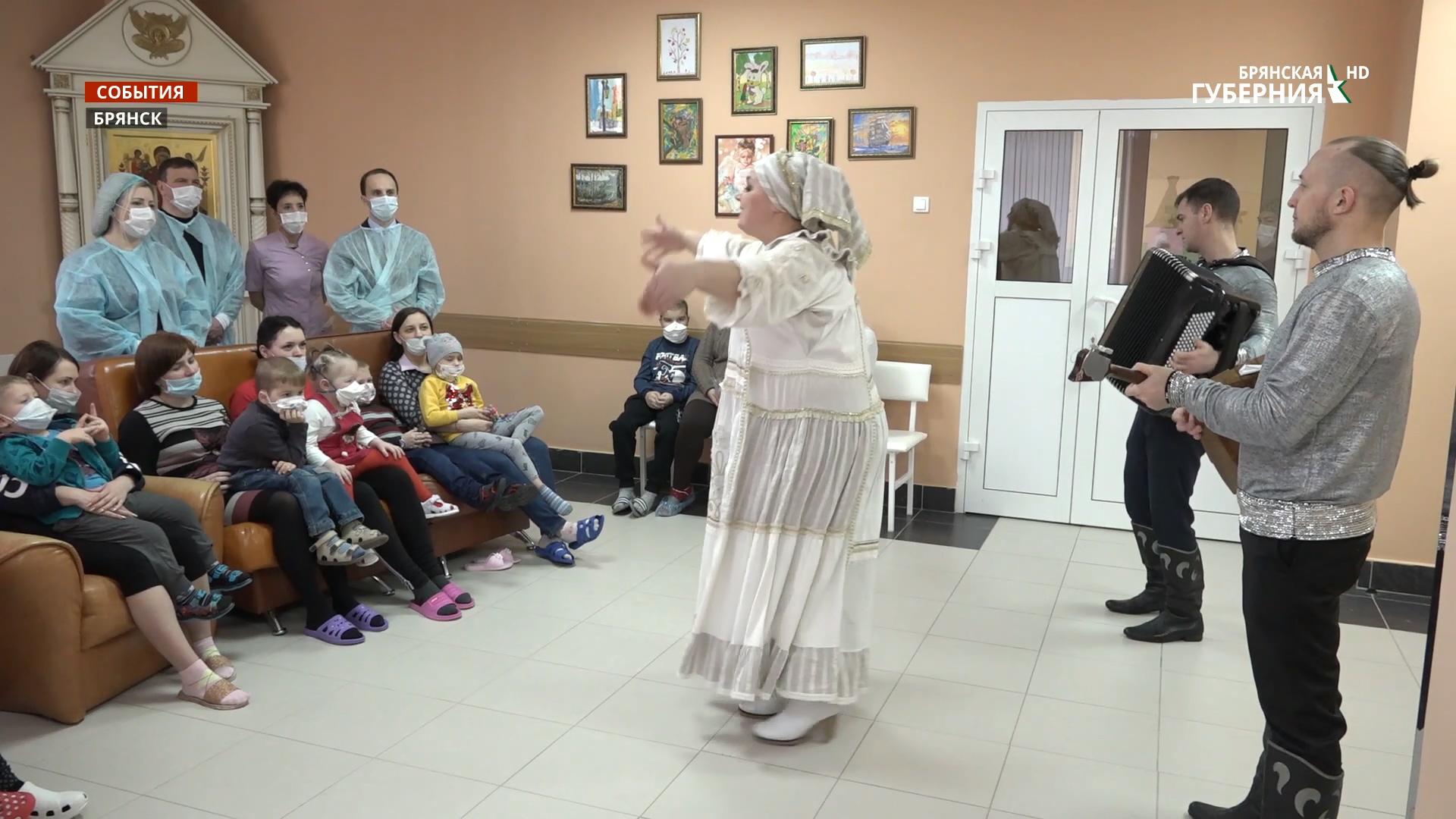 Благотворительный фонд «Ванечка» организовал концерт для пациентов