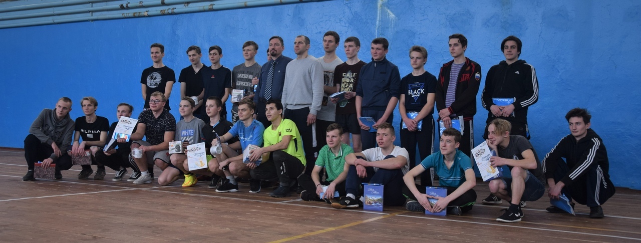 В Карачеве ко Дню защитника Отечества прошли «Веселые старты»