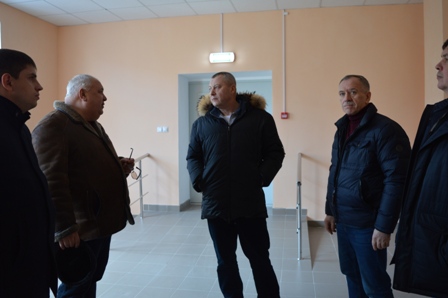 Заместители губернатора Брянской области проинспектировали стройки в Новозыбковском районе