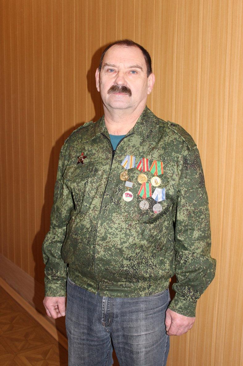 А жизнь продолжается…