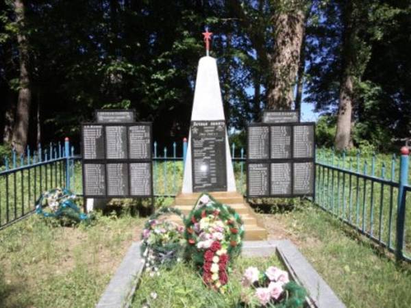 В Дятьковском районе к 75-летию Великой Победы обновят памятники воинской славы