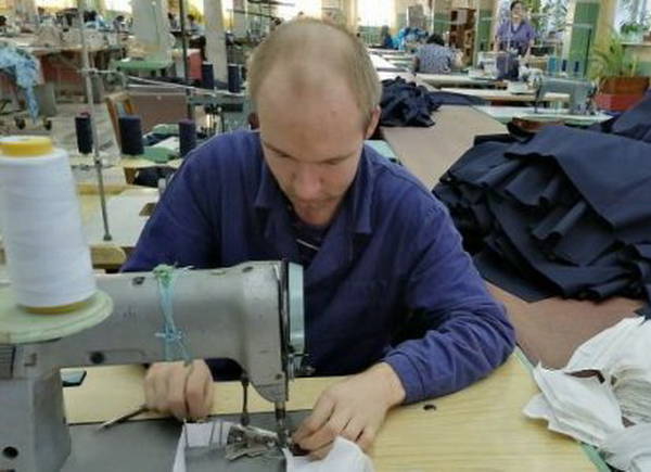 Клинцовское общество глухонемых увеличивает выпуск защитных масок