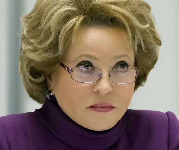 Спикер Матвиенко призывает всех россиян, в том числе и брянцев, сократить поездки в общественном транспорте