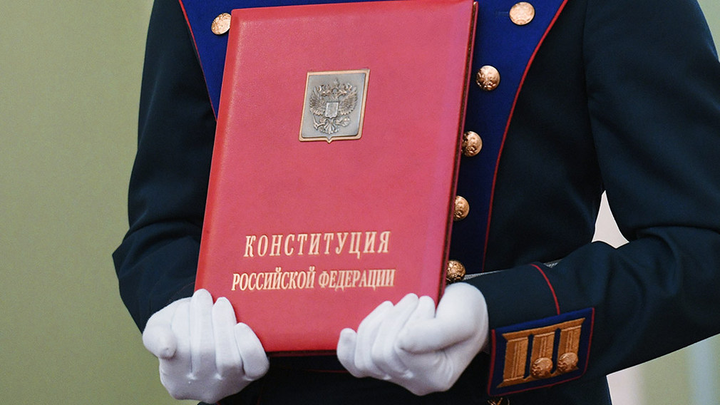 Председатель клинцовского профсоюза поддерживает поправку в Конституцию