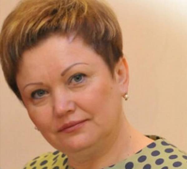 Главная медсестра брянской горбольницы №2 удостоена почетного звания