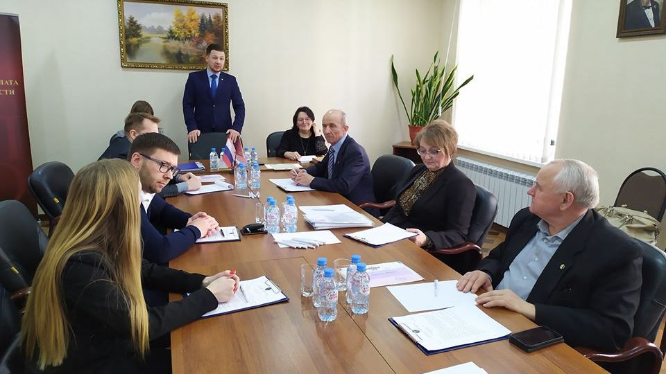 В Брянске на заседани Совета Адвокатской палаты наградили двух адвокатов