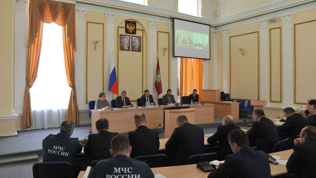 Брянский губернатор провел заседание оперштаба по предупреждению распространения коронавируса