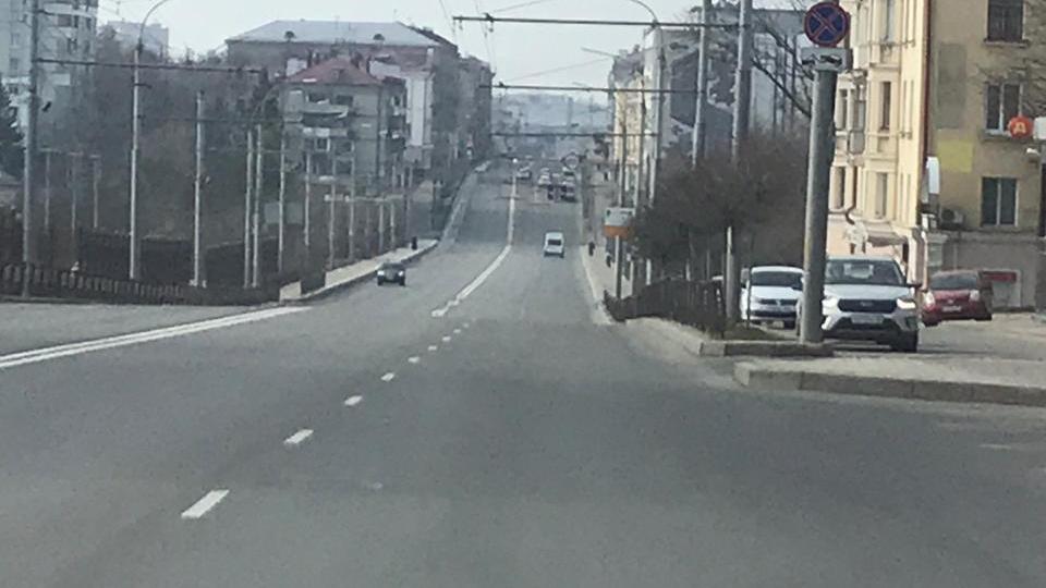 Брянские улицы поражают отсутствием автомобилей и пешеходов