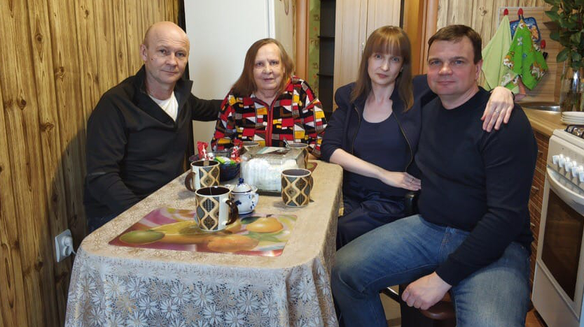 Заместитель губернатора Брянской области Александр Коробко поздравил с праздником весны стародубских  женщин