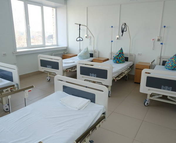 В больницах Брянщины число койко-мест для больных с коронавирусом увеличат с 600 до 2000